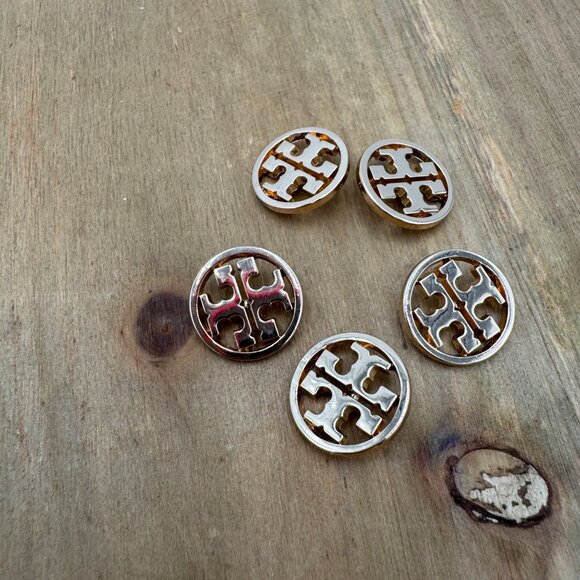 Tory Burch Gold Logo Button 5 piece Set Replacement Parts 0.75" Diameter - Picture 2 of 5